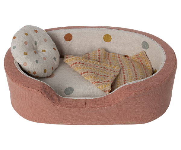 Cosy basket / Toy animal bed - Coral